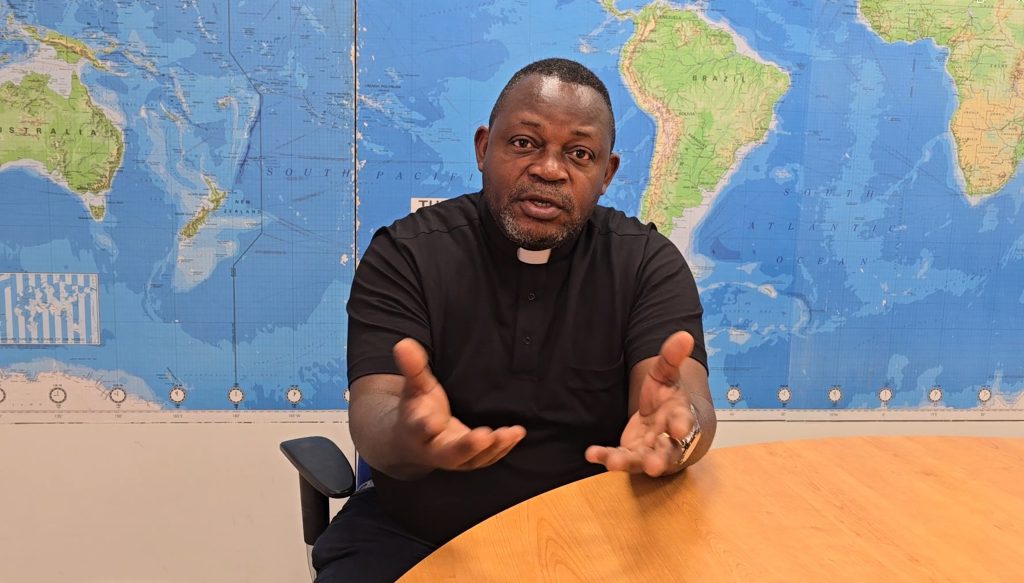Padre Pierre Kamani Lokeleka, direttore della Caritas di Goma