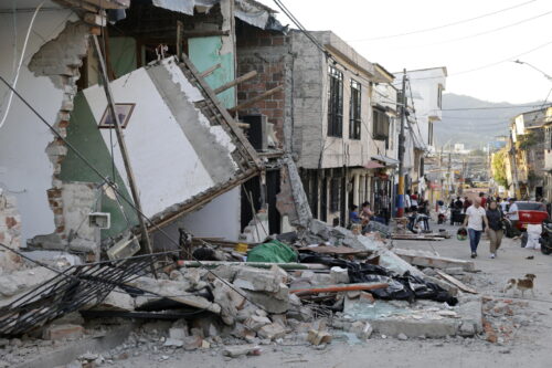 SCATTIDELGIORNO: 7.4-magnitude earthquake causes widespread destruction in western Colombia